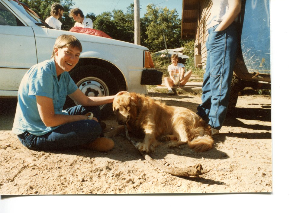 Carrie Koehnline, Sandy(dog), Mark Lankton, Steve Statakos, Robin Williams and legs